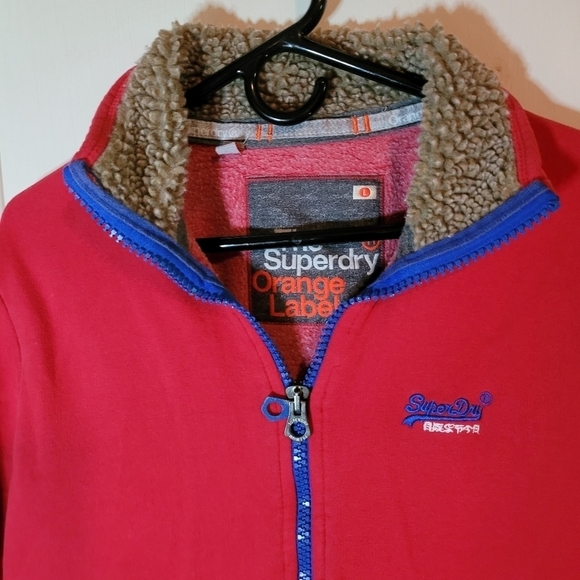 Superdry Red Performance Jacket with Blue Accents - Picture 4 of 15